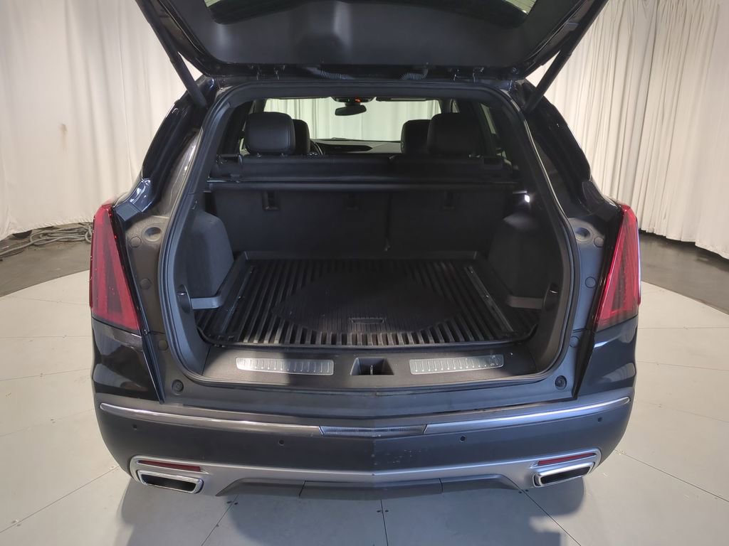Used 2020 Cadillac XT5 Premium Luxury w/ LPO, Floor Liner Package image 42