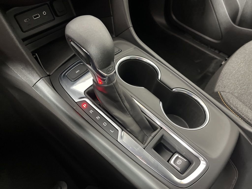 Certified 2024 Chevrolet Equinox LT w/ LPO, Floor Liner Package image 33