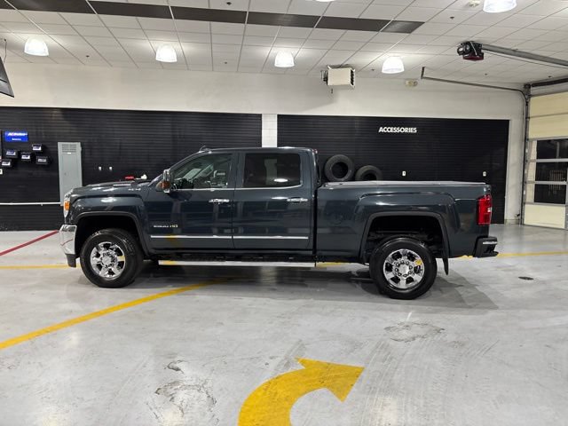Used 2018 GMC Sierra 2500 SLT w/ Duramax Plus Package AWD/4WD image 5