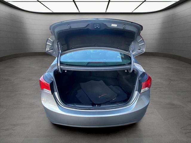 Used 2011 Hyundai Elantra Limited image 22