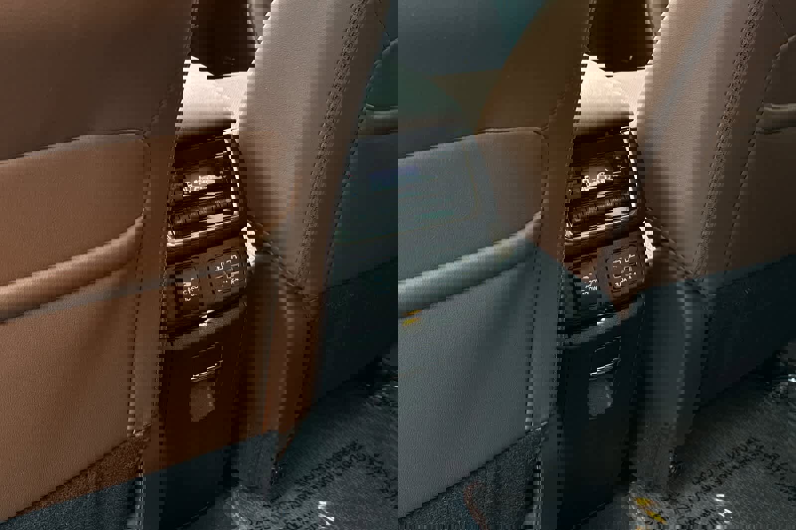 Used 2023 Subaru Ascent Touring image 14