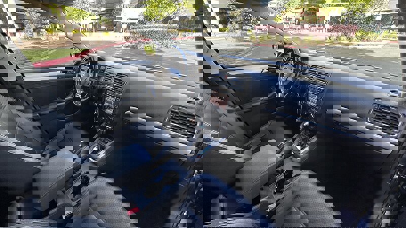 Used 2013 Volkswagen Jetta SE image 15