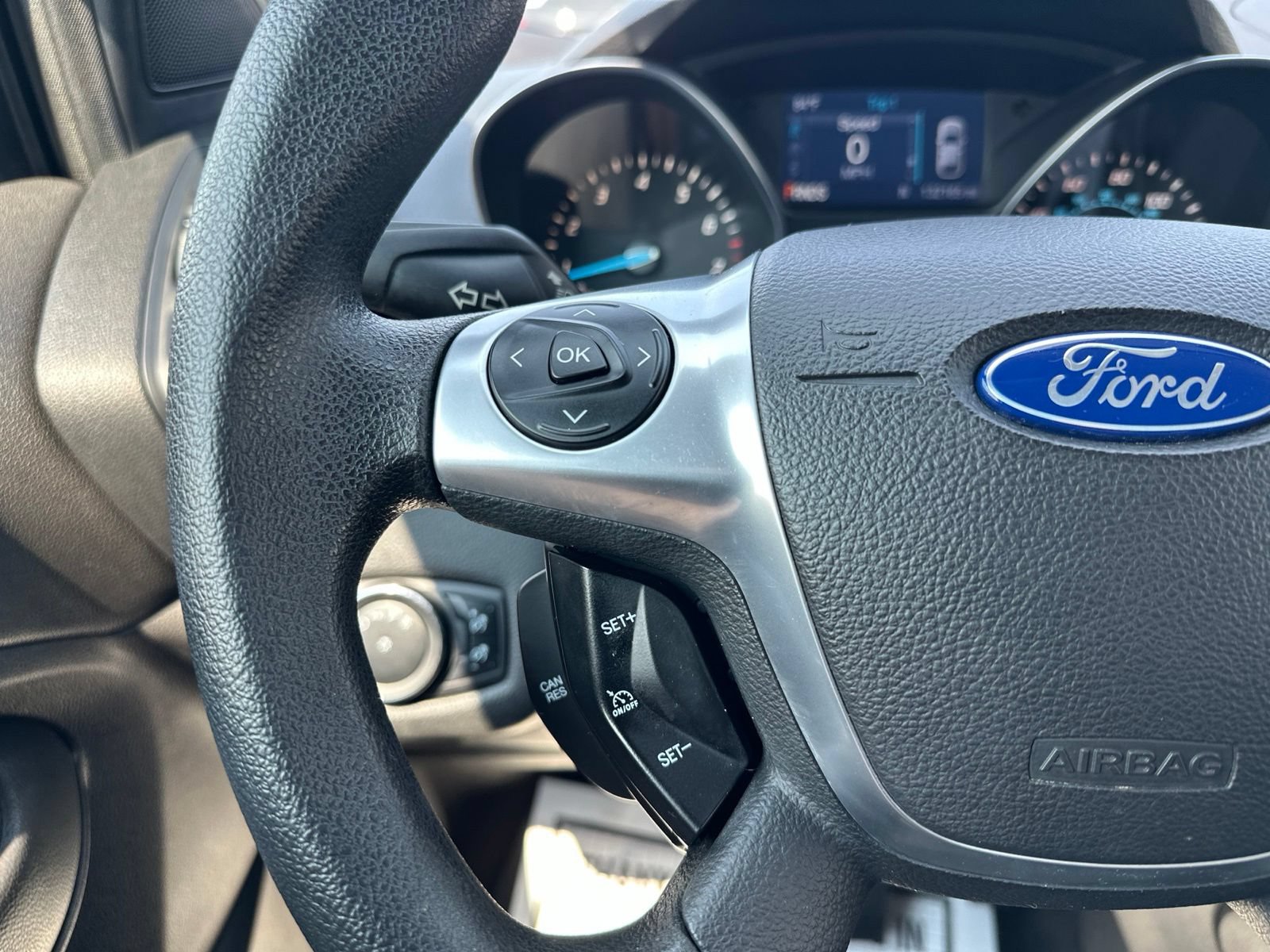 Used 2015 Ford Escape SE FWD image 52
