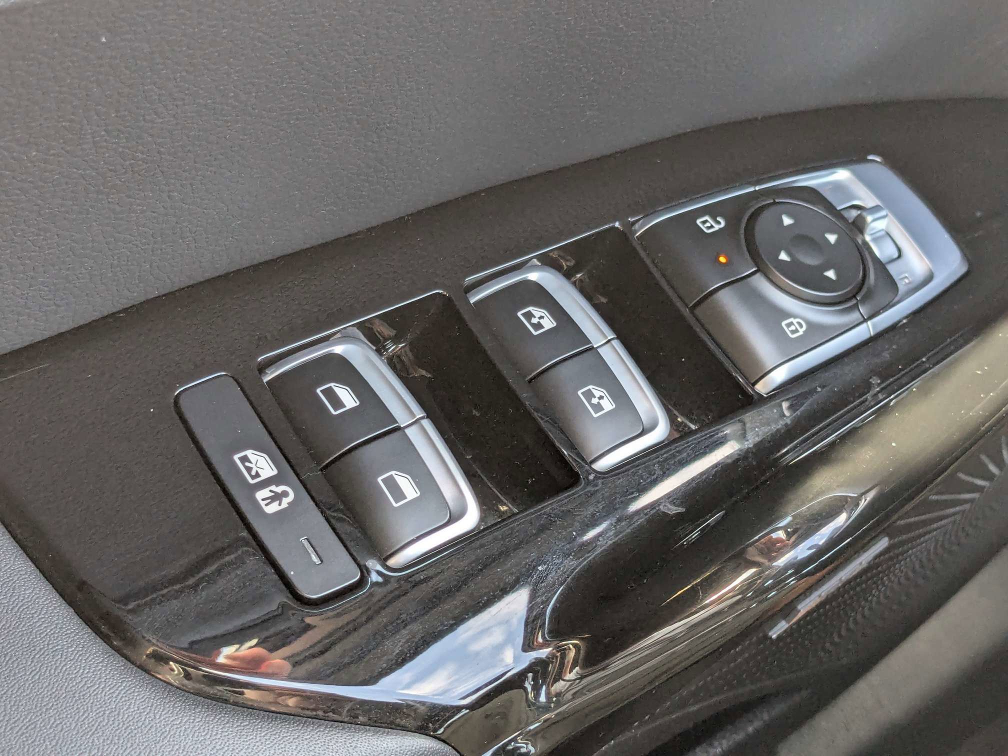 Used 2025 Kia K5 GT-Line w/ GT-Line Premium Package FWD image 31