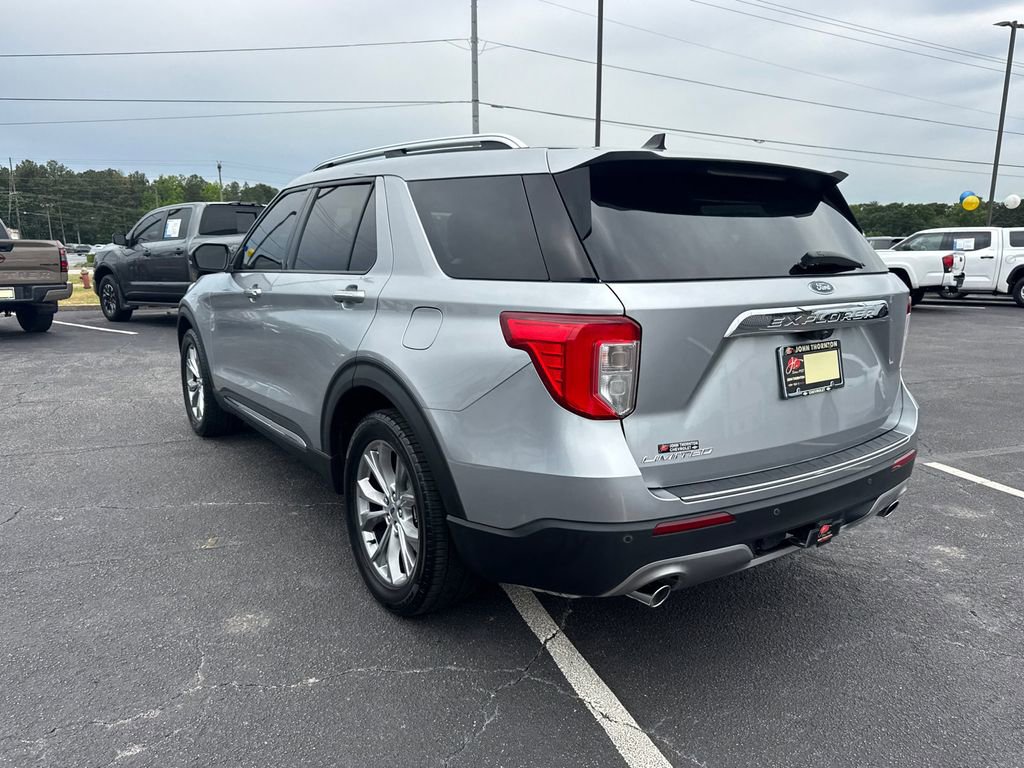 Used 2021 Ford Explorer Limited w/ Equipment Group 301A RWD image 8