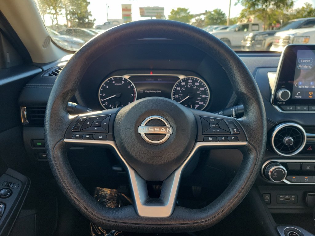 Used 2024 Nissan Sentra SV FWD image 16