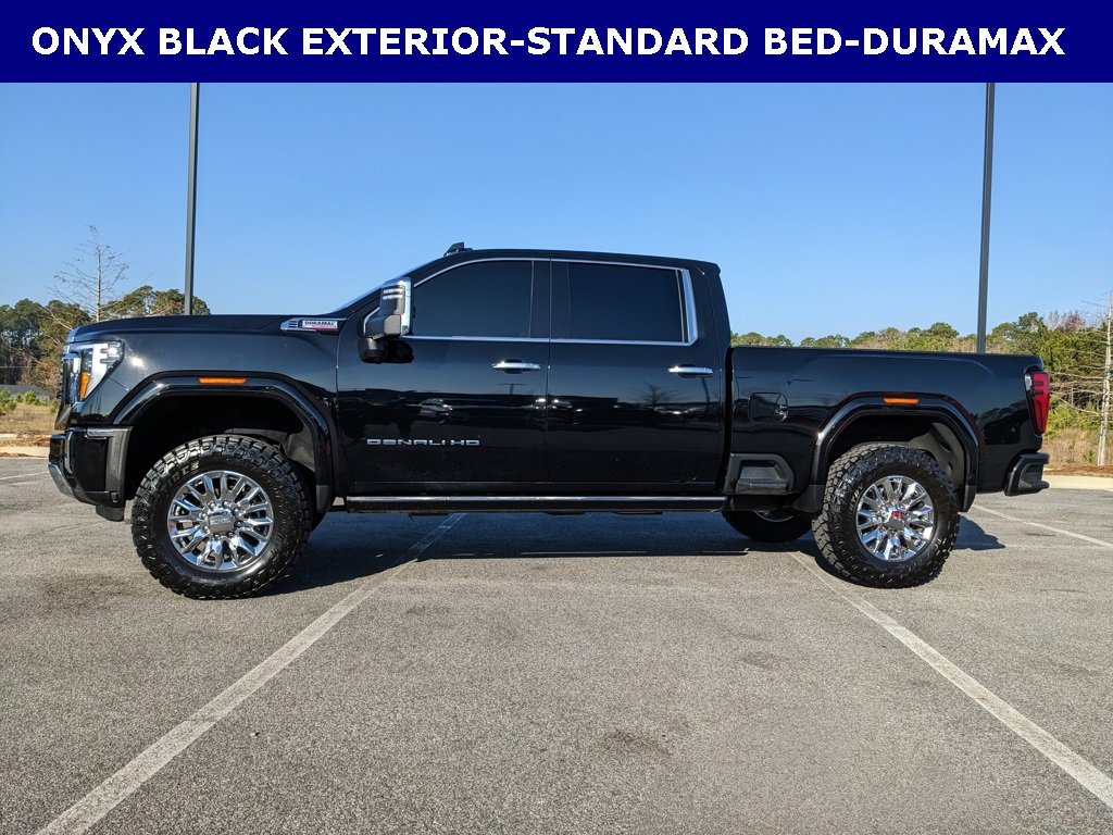 Used 2024 GMC Sierra 2500 Denali w/ Denali Reserve Package image 12