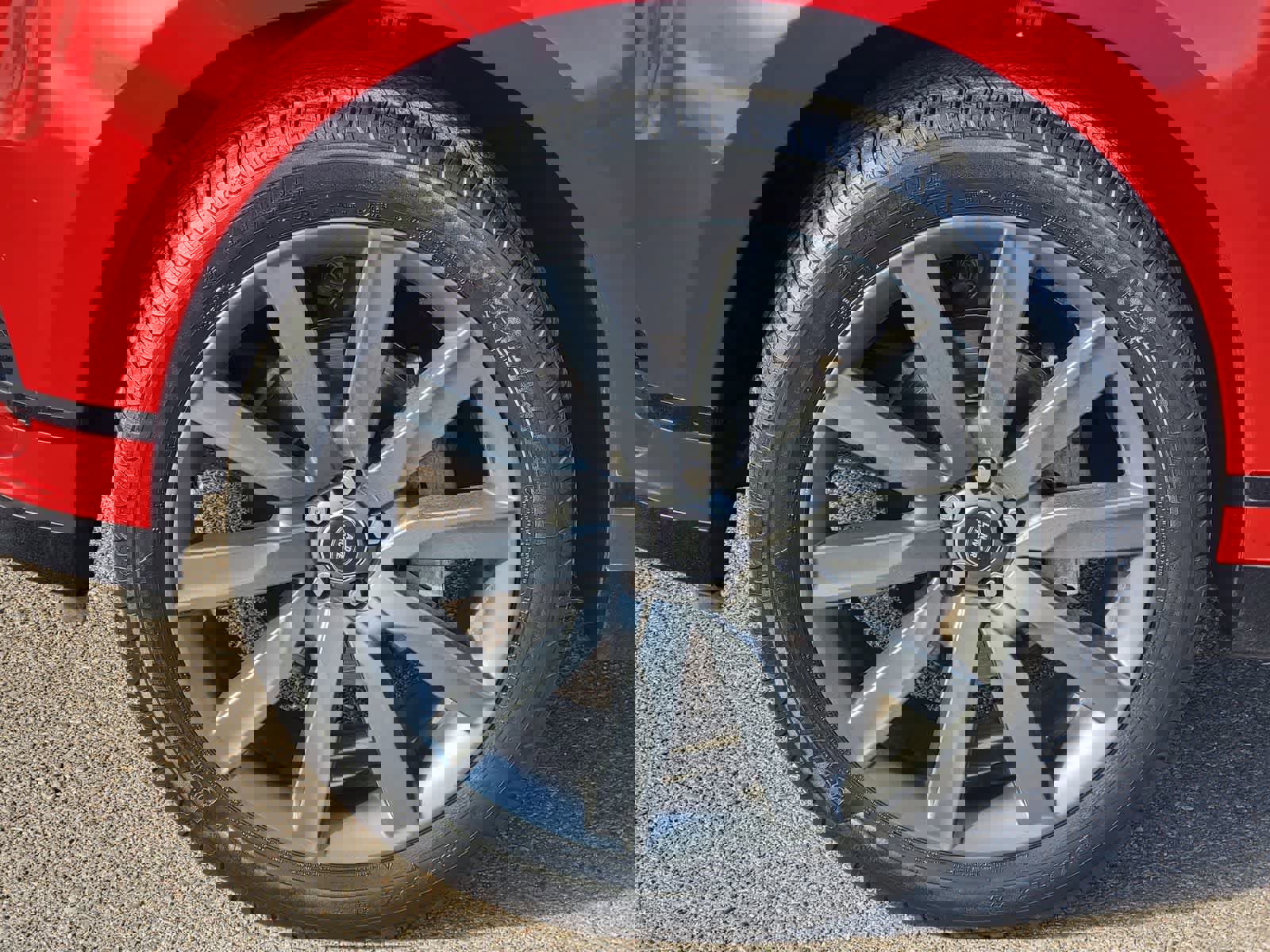 Used 2020 Land Rover Range Rover Velar R-Dynamic S image 10