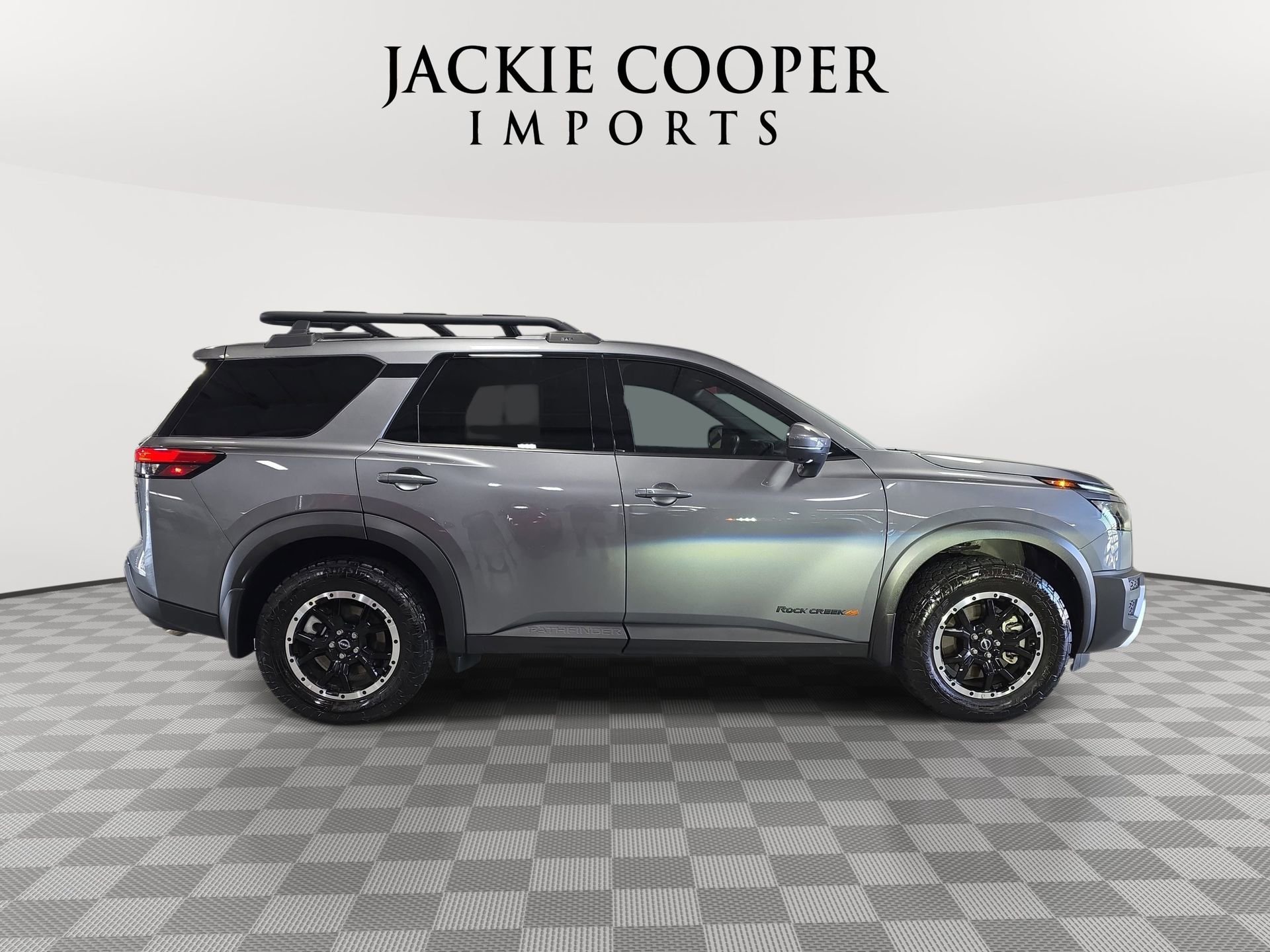 Used 2025 Nissan Pathfinder Rock Creek image 8