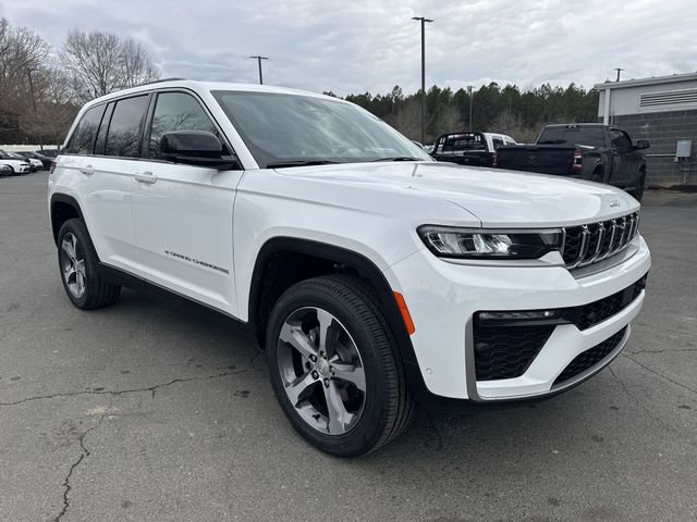 New 2026 Jeep Grand Cherokee Limited w/ Luxury Tech Group II image 14