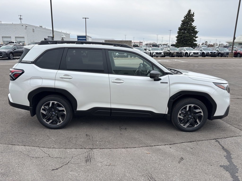 New 2025 Subaru Forester Premium image 2