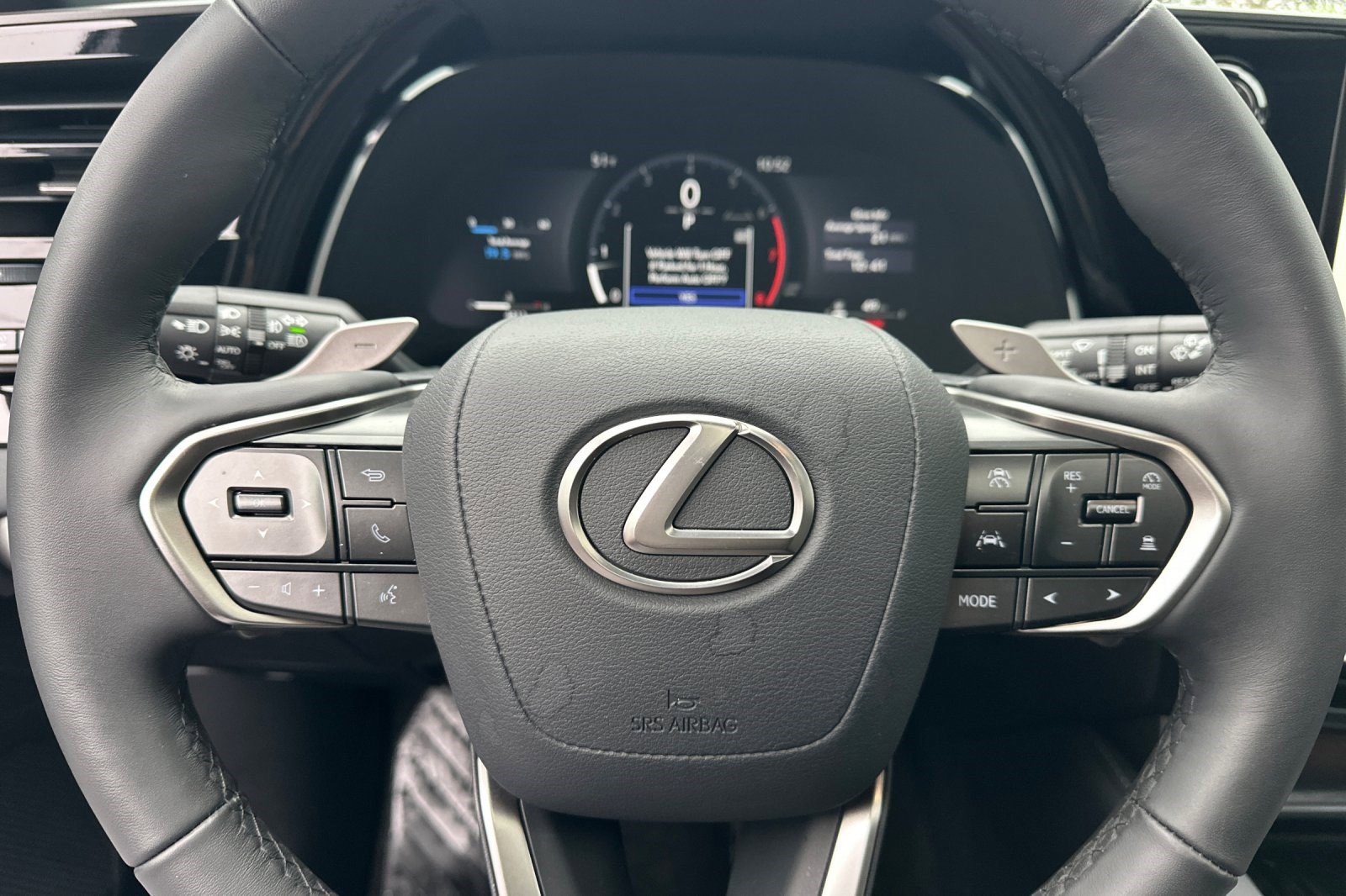 Certified 2025 Lexus RX 350 350 w/ Technology Package image 26