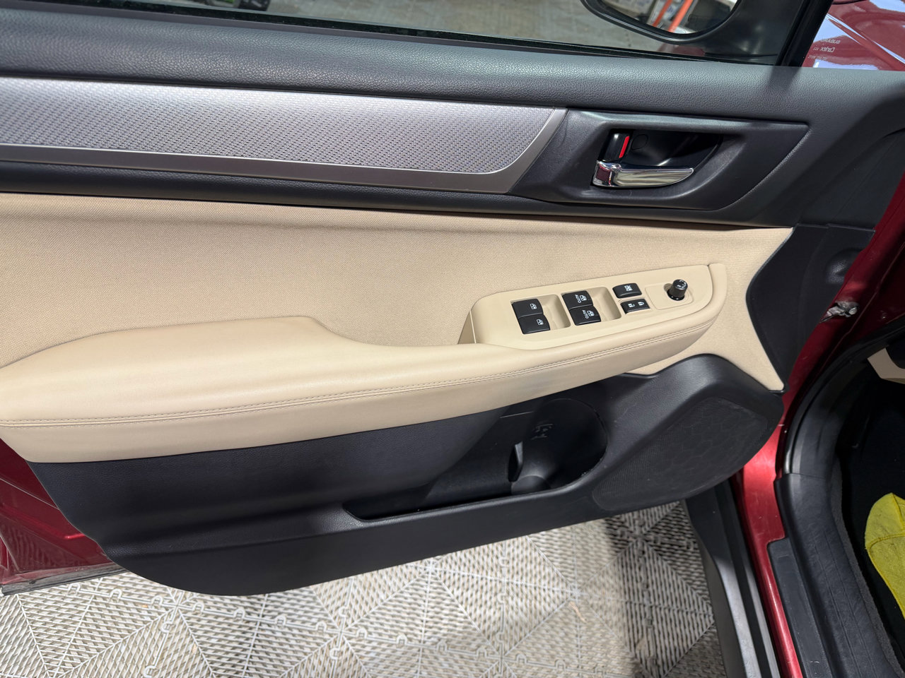 Used 2019 Subaru Outback 2.5i Premium image 25