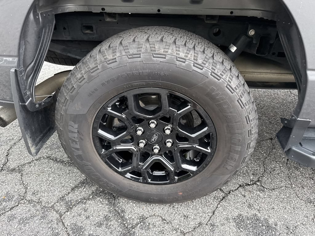 Used 2025 Ford F150 STX AWD/4WD image 17