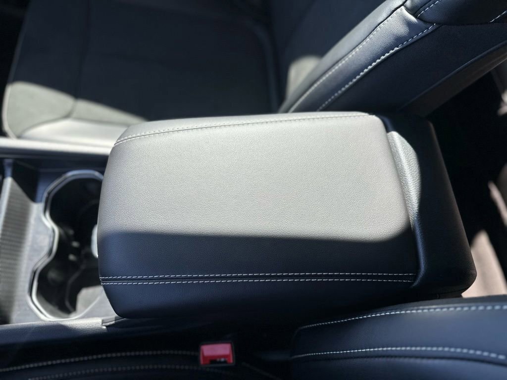New 2026 Jeep Grand Cherokee Altitude image 23