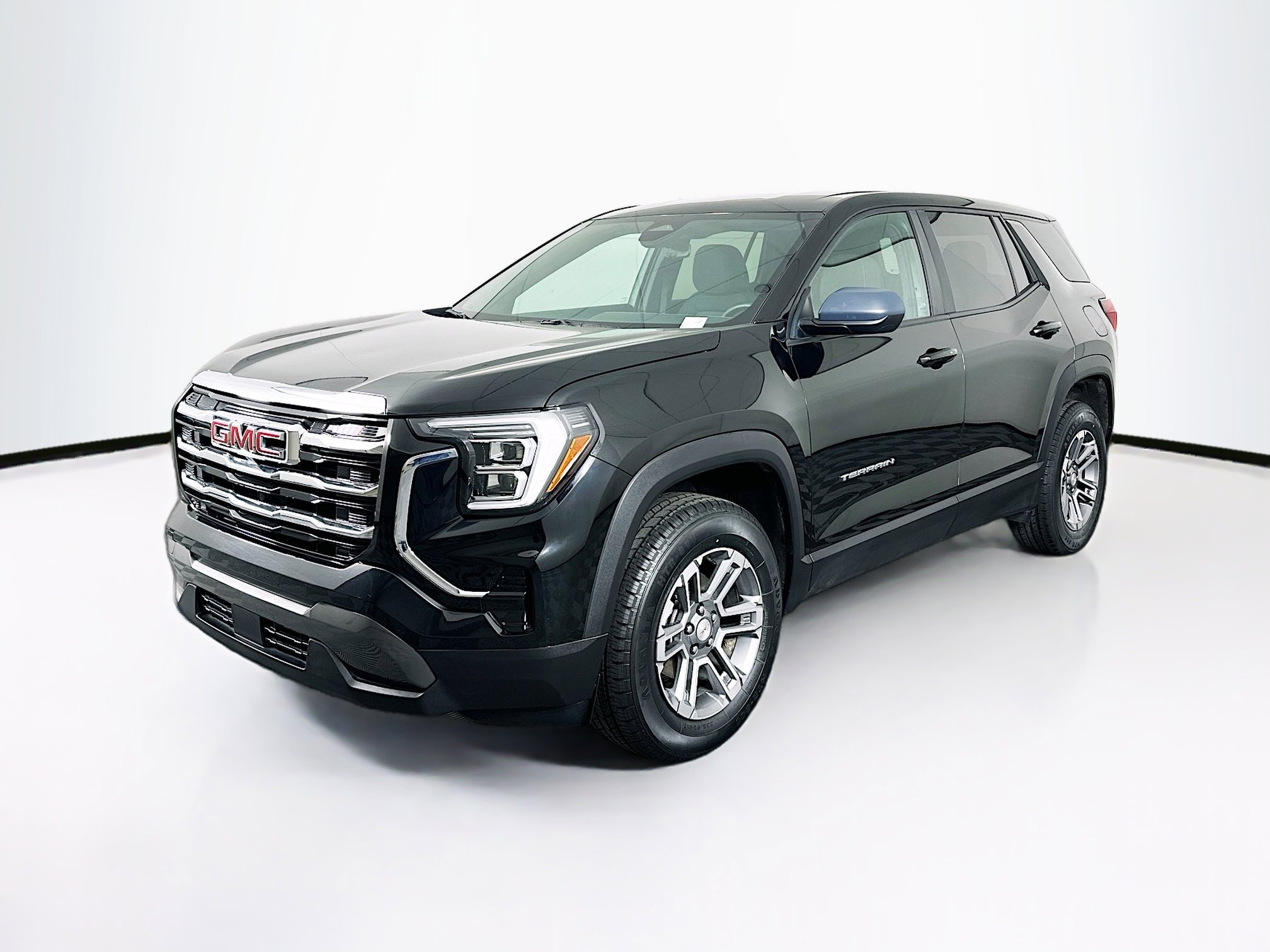 Used 2025 GMC Terrain Elevation image 3