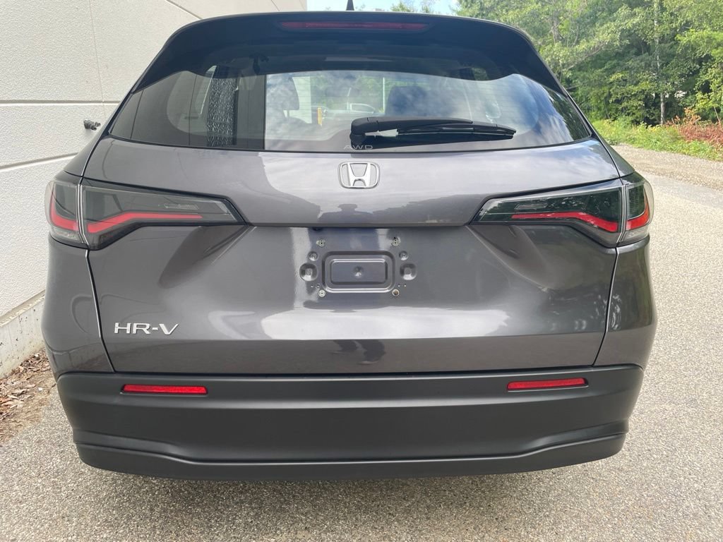 Certified 2024 Honda HR-V LX image 6