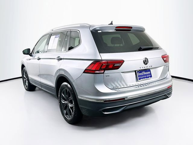 Used 2023 Volkswagen Tiguan SE AWD/4WD image 5