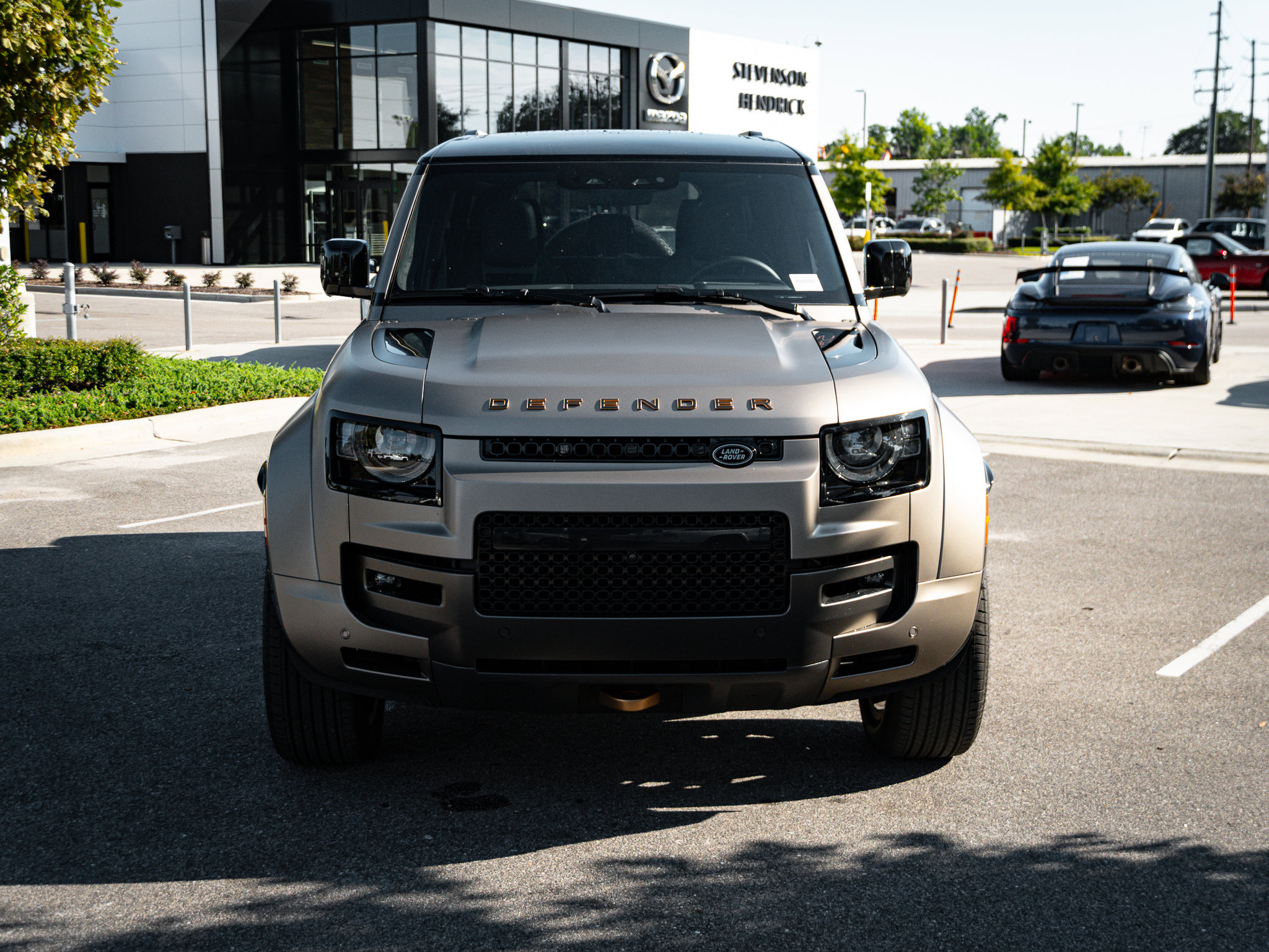 Used 2025 Land Rover Defender 110 image 5