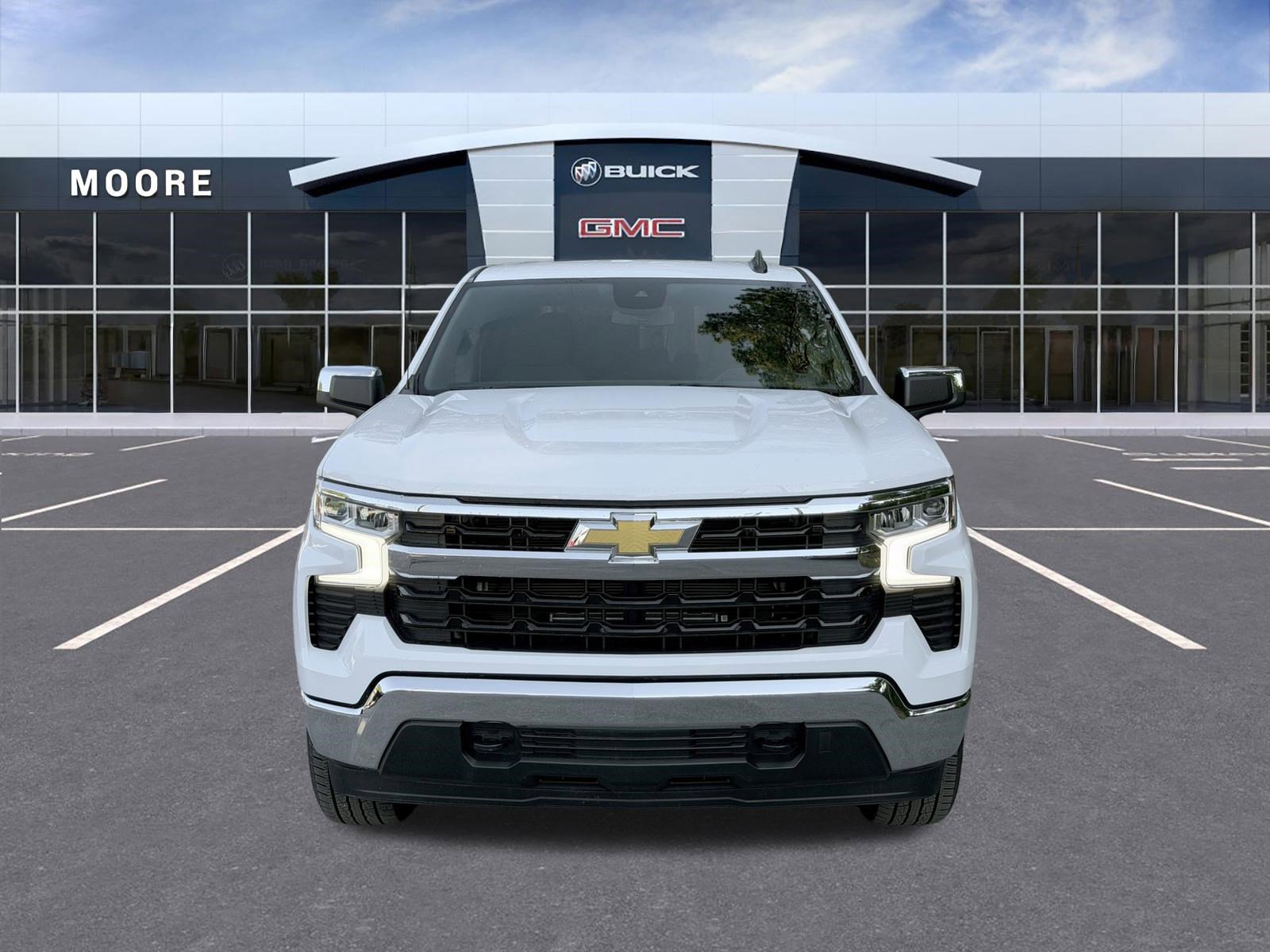 Used 2022 Chevrolet Silverado 1500 LT AWD/4WD image 2
