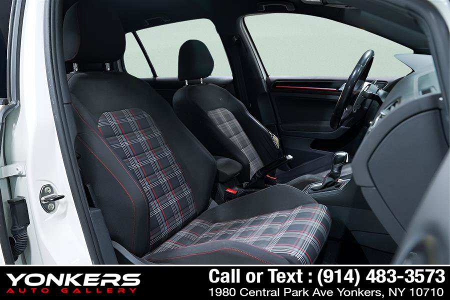 Used 2017 Volkswagen GTI S FWD image 40