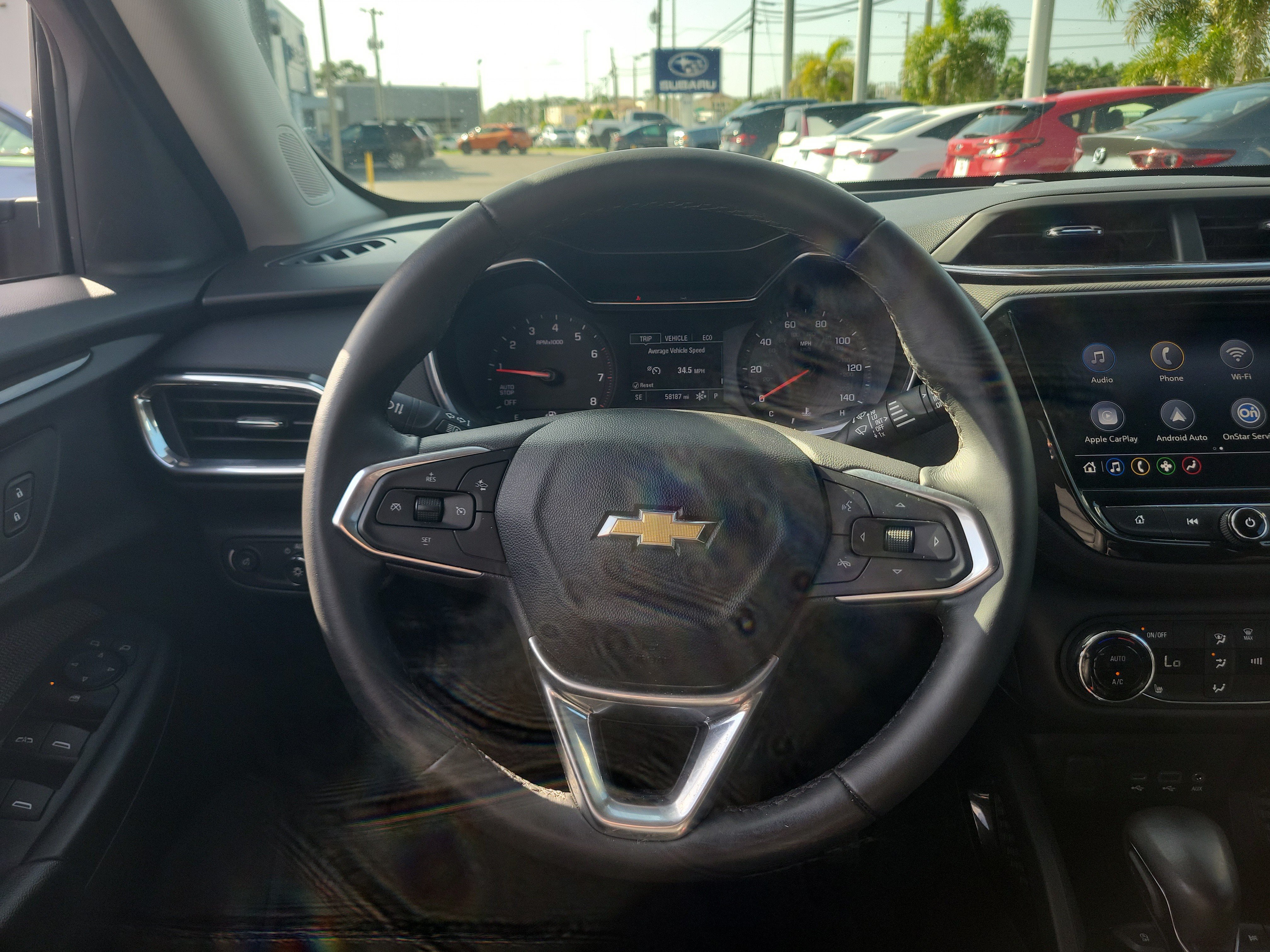 Used 2021 Chevrolet TrailBlazer LT w/ Premium Seating Package FWD image 16
