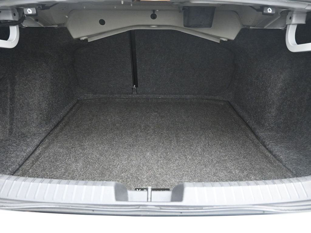 Used 2023 Volkswagen Jetta Sport image 22