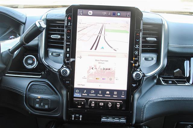 New 2025 RAM 3500 Limited image 14