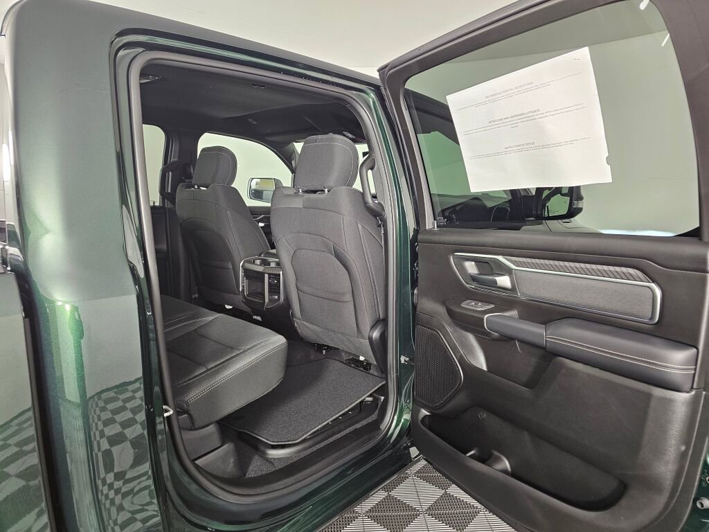 New 2026 RAM 1500 Big Horn w/ Night Edition image 34