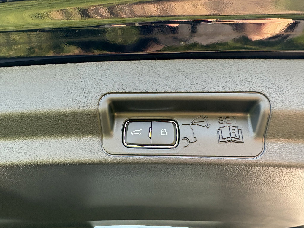 New 2026 Ford Explorer ST-Line AWD/4WD image 16