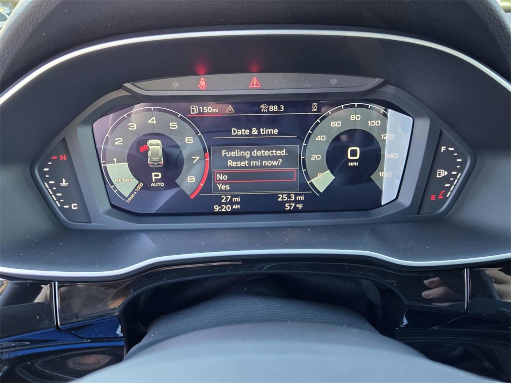 New 2025 Audi Q3 2.0T Premium image 25