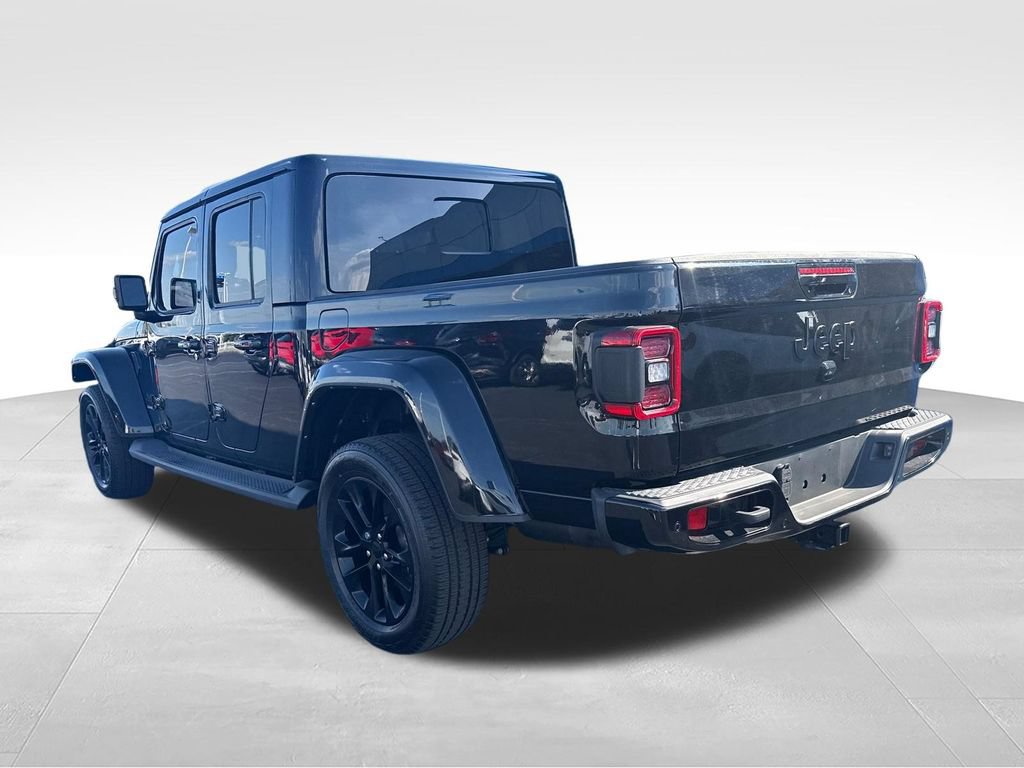 Used 2021 Jeep Gladiator Overland AWD/4WD image 6