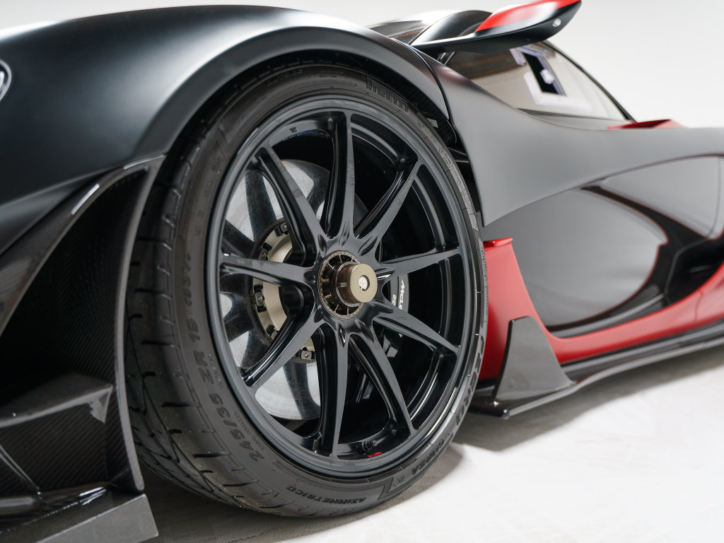 Used 2015 McLaren P1 RWD image 29