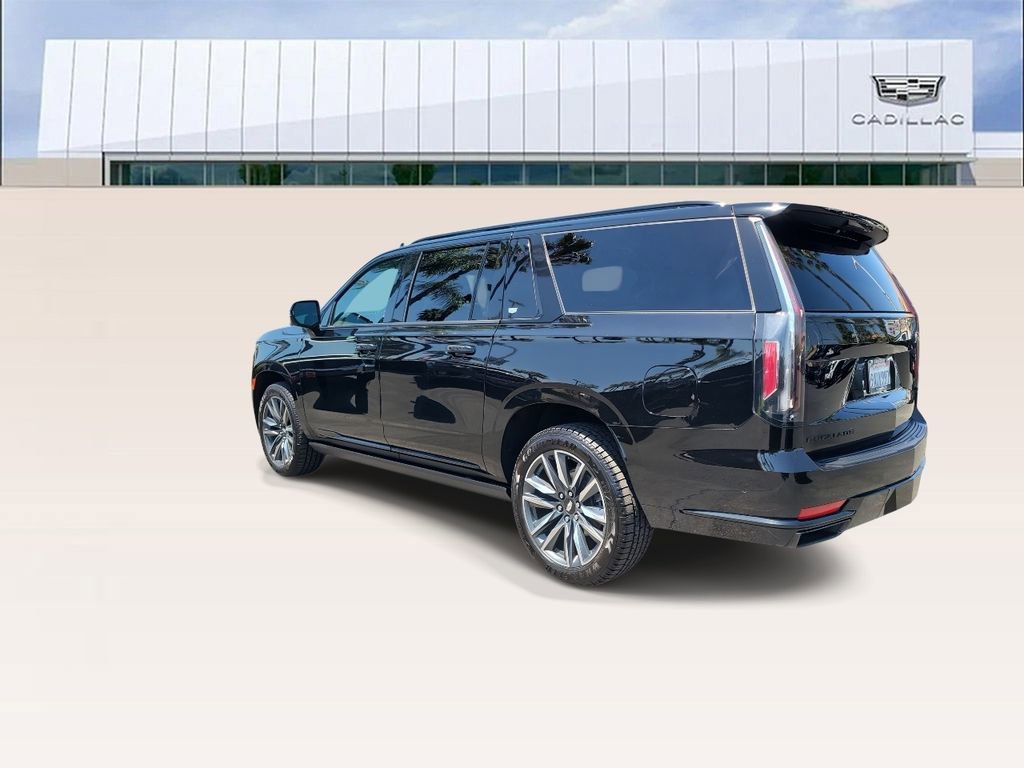 Used 2022 Cadillac Escalade ESV Sport w/ Touring Package AWD/4WD image 6