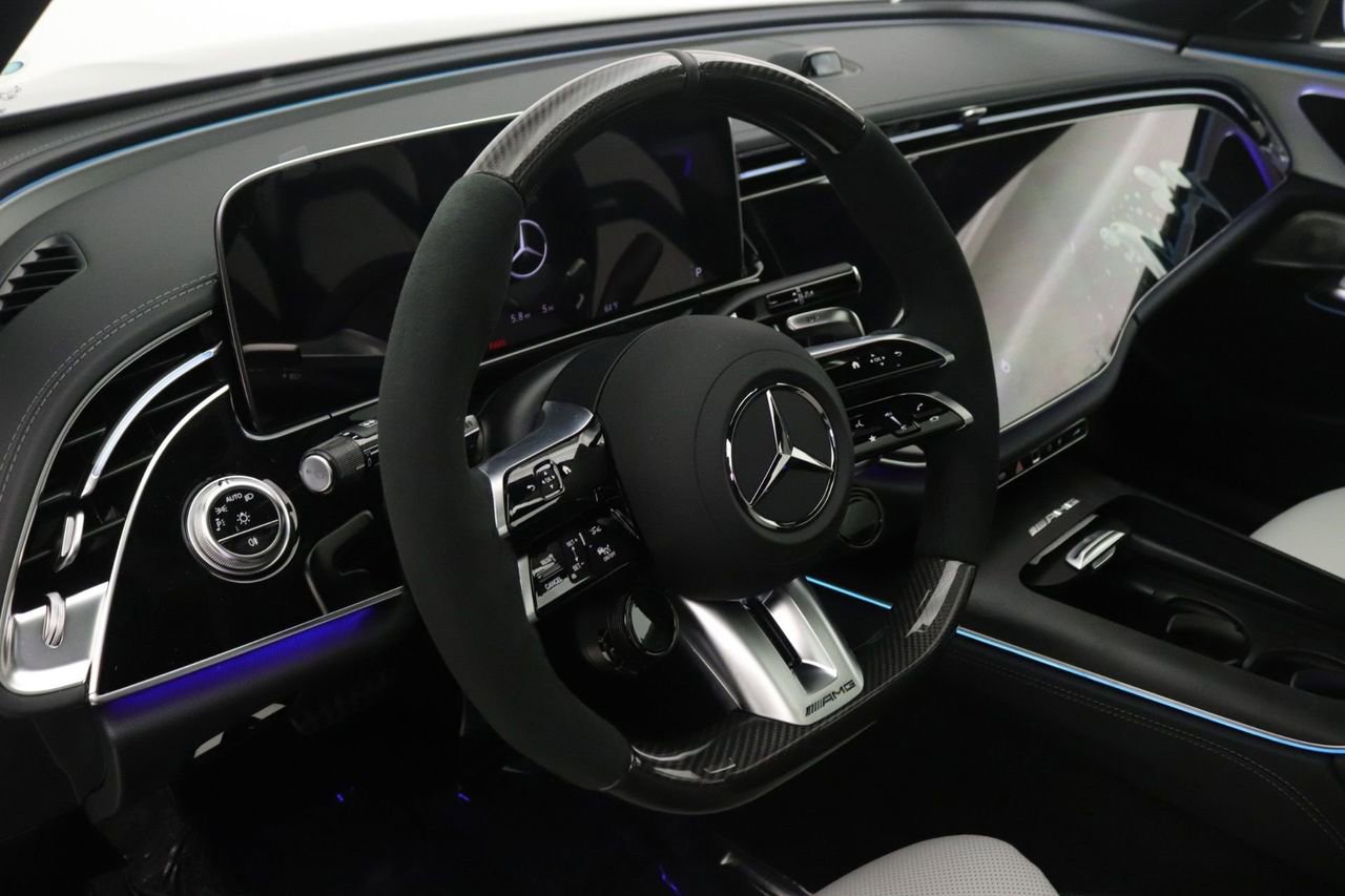 New 2026 Mercedes-Benz E 53 AMG e 4MATIC Sedan image 5