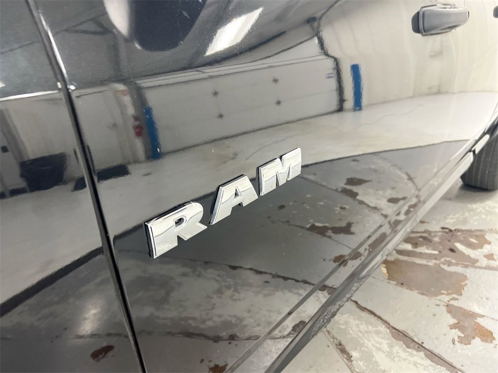 Used 2010 Dodge Ram 1500 Truck ST w/ SXT Appearance Group image 25