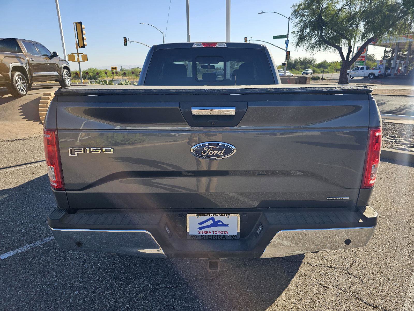 Used 2015 Ford F150 XLT w/ Equipment Group 302A Luxury AWD/4WD image 5