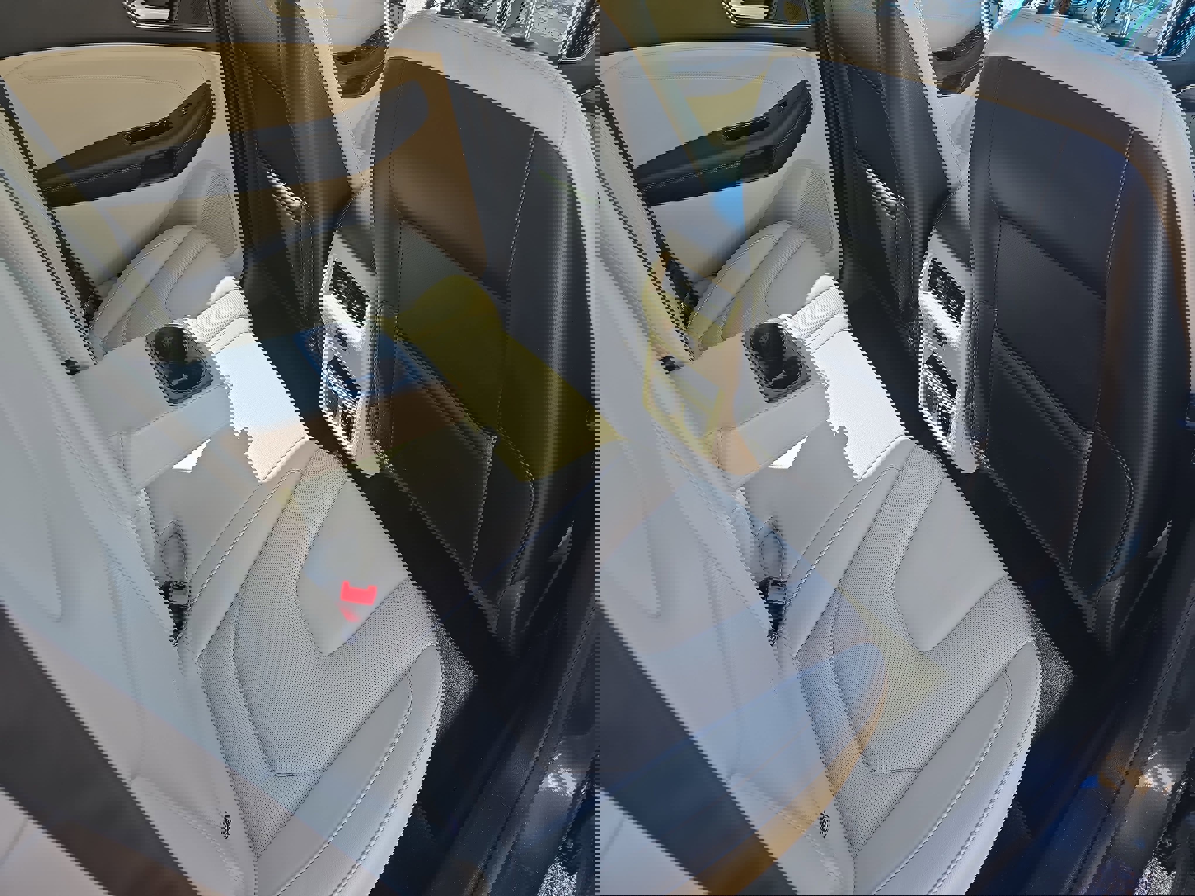 Used 2018 Ford Edge Titanium w/ Equipment Group 302A image 12