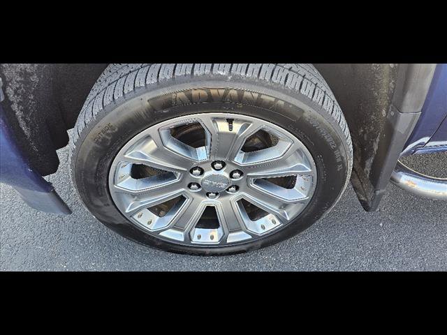 Used 2017 GMC Sierra 1500 Denali w/ Denali Ultimate Package image 9