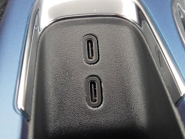 New 2026 Chevrolet Equinox EV LT image 10