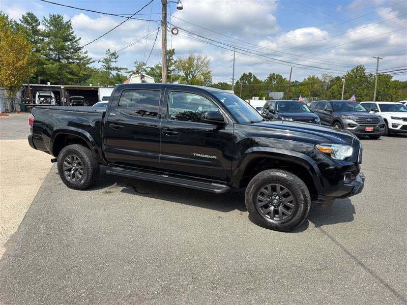 Used 2023 Toyota Tacoma SR5 AWD/4WD image 6
