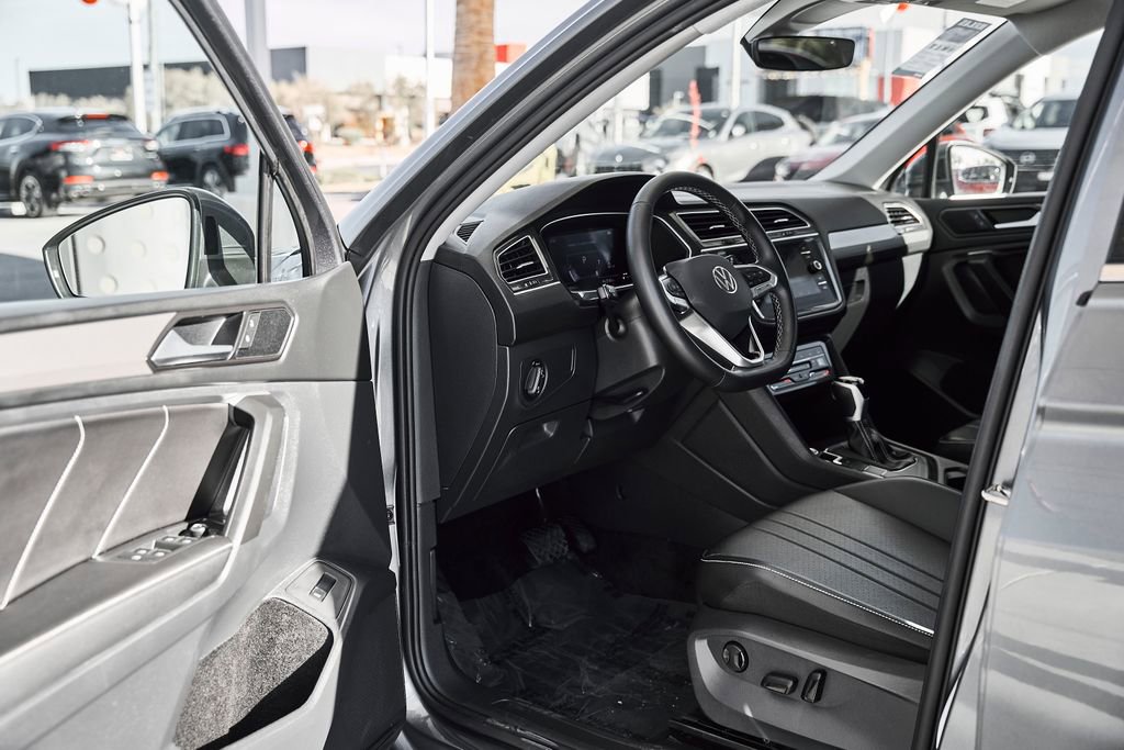 Used 2024 Volkswagen Tiguan Wolfsburg Edition FWD image 16