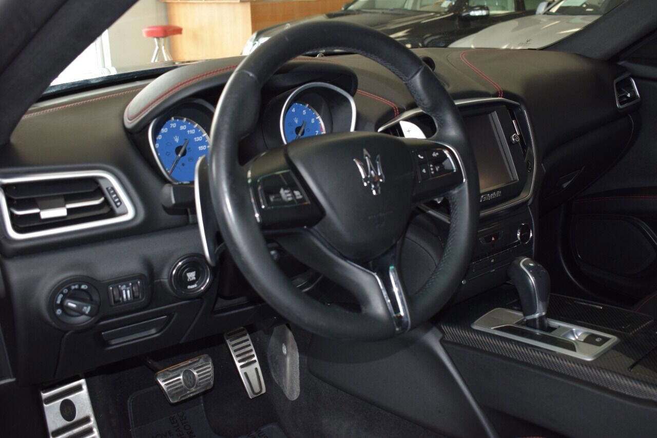 Used 2016 Maserati Ghibli S image 36