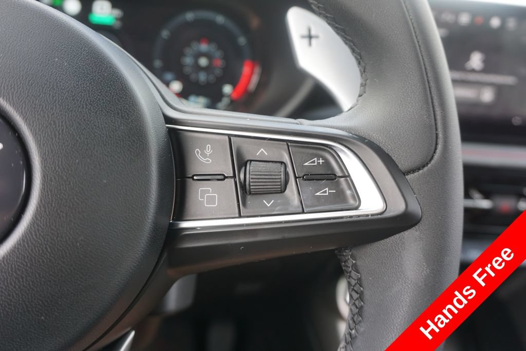 Used 2024 Dodge Hornet R/T Plus w/ R/T Blacktop Package AWD/4WD image 4