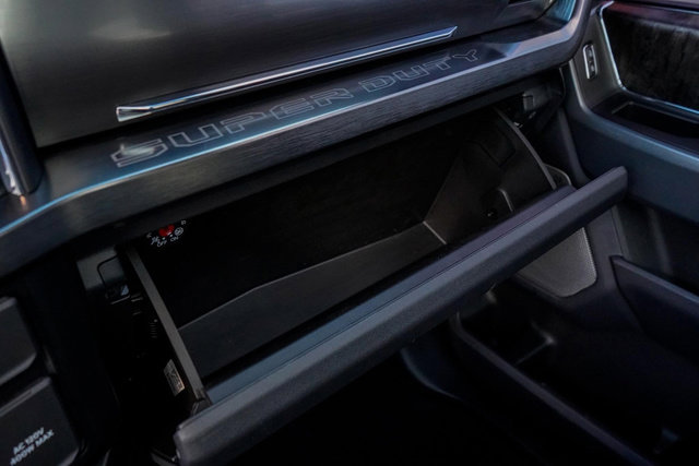 Used 2023 Ford F450 Lariat w/ FX4 Off-Road Package image 45