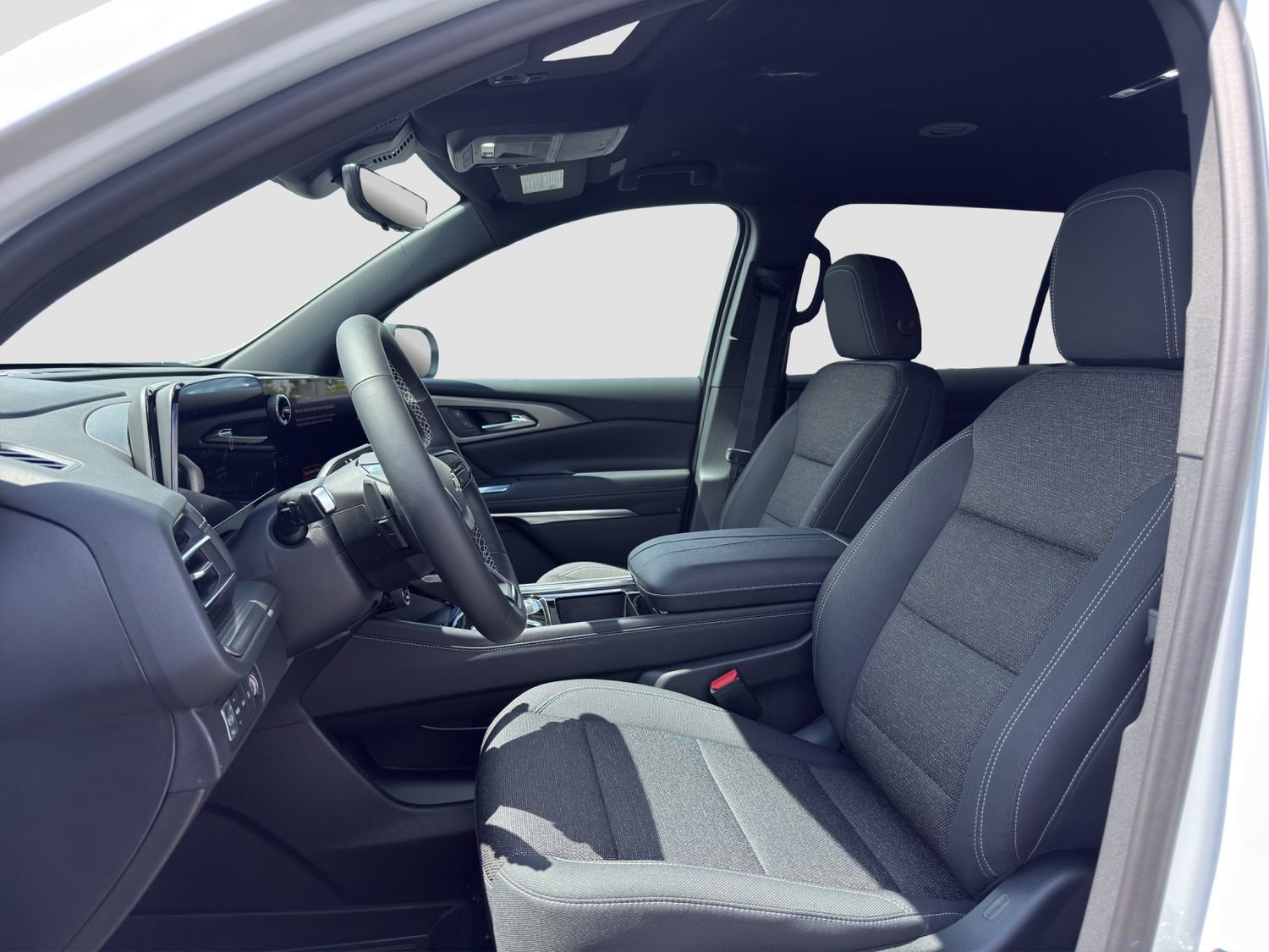 New 2026 Chevrolet Traverse LT w/ Driver Confidence Package AWD/4WD image 9