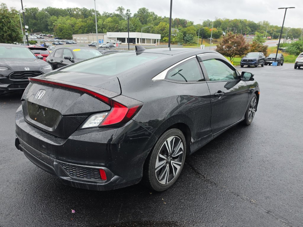 Used 2017 Honda Civic EX-T image 5