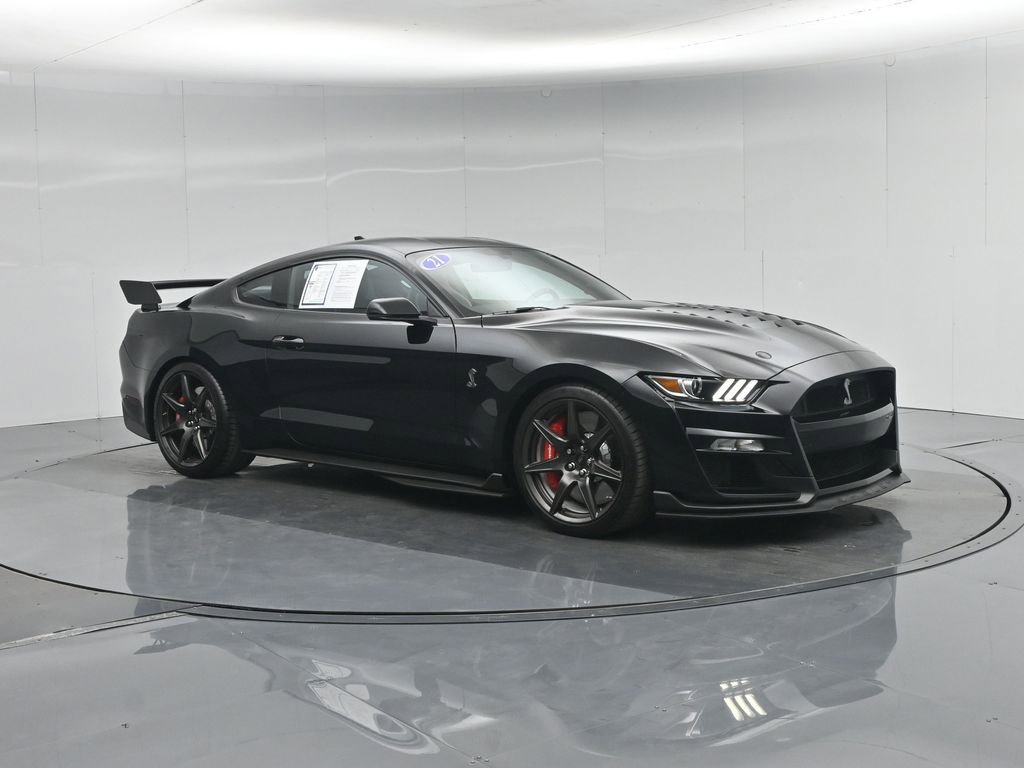 Certified 2021 Ford Mustang Shelby GT500 w/ Carbon Fiber Track Pack RWD image 26