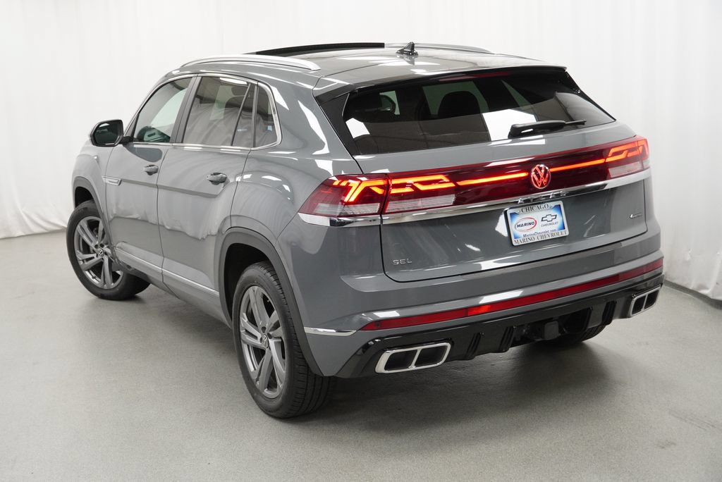 Used 2024 Volkswagen Atlas Cross Sport SEL R-Line AWD/4WD image 39