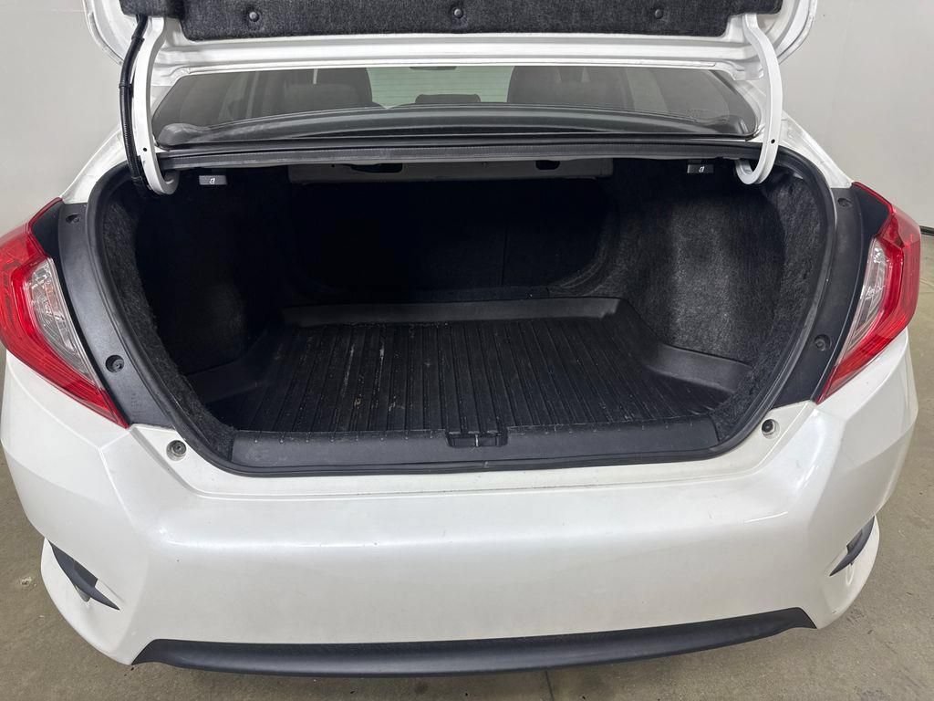 Used 2017 Honda Civic EX image 5